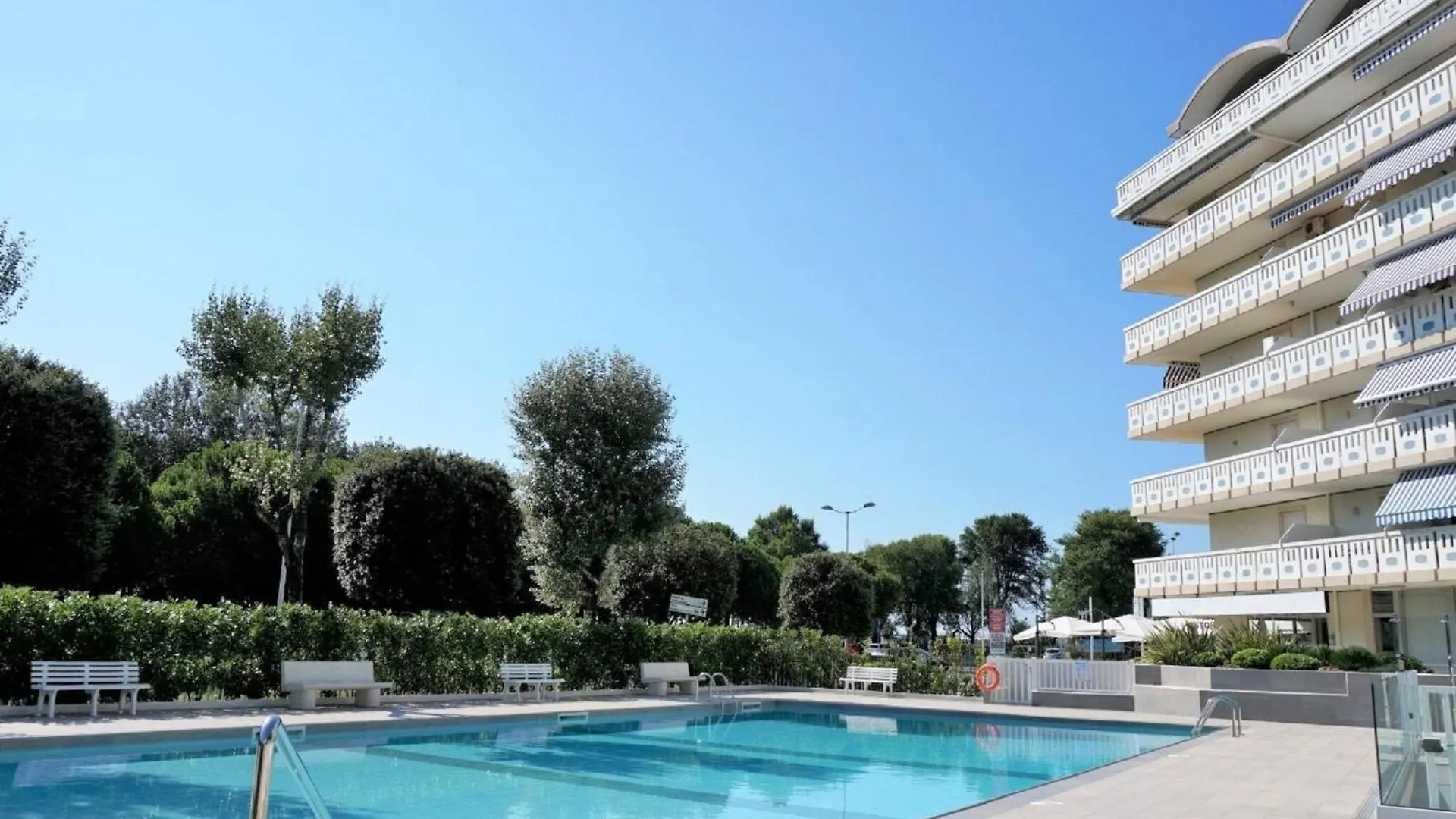 Nice Apartment By The Seabeach Porto Santa Margherita